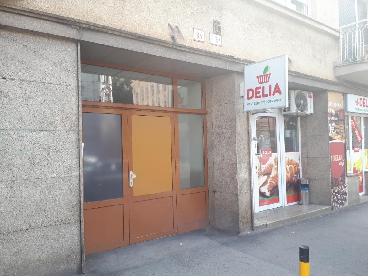 Apartman Michaela Bratislava Exterior photo